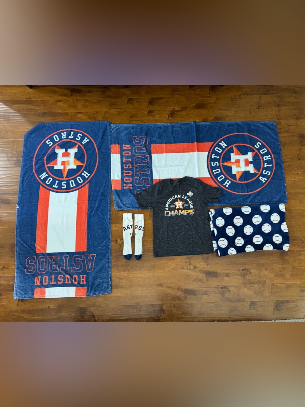 Houston Astros beach towels, youth XL Tshirt, socks & baseball blanket